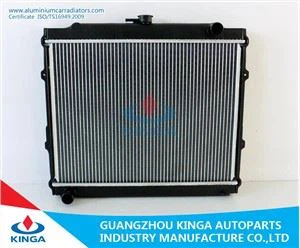 Toyota Hilu Yn5#/6#/10# 84-88 Mt . के लिए हॉट सेल ऑटो पार्ट्स रेडिएटर
